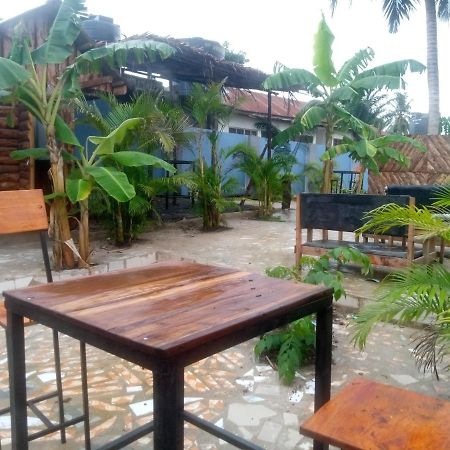 Kicec Bar And Guest House Airport ดาร์เอสซาลาม ภายนอก รูปภาพ